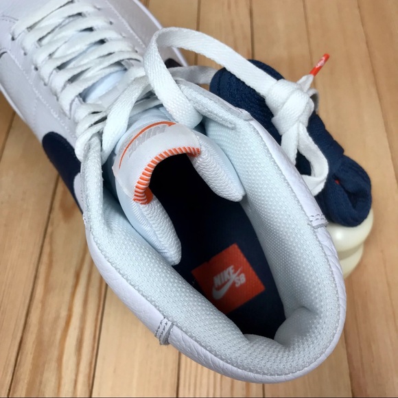 Nike SB Zoom Blazer Mid ISO White Navy Skate Shoes - Picture 4 of 5